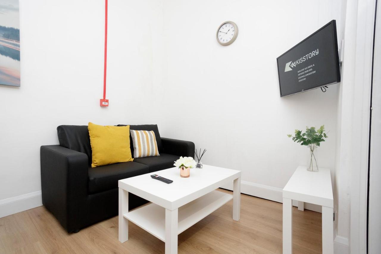 Kirkstall Serviced Apartments Leeds Лийдс Екстериор снимка