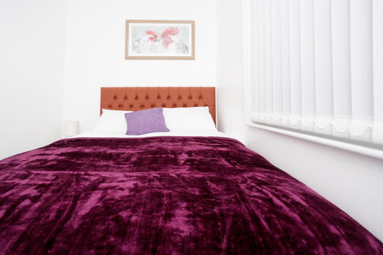 Kirkstall Serviced Apartments Leeds Лийдс Екстериор снимка